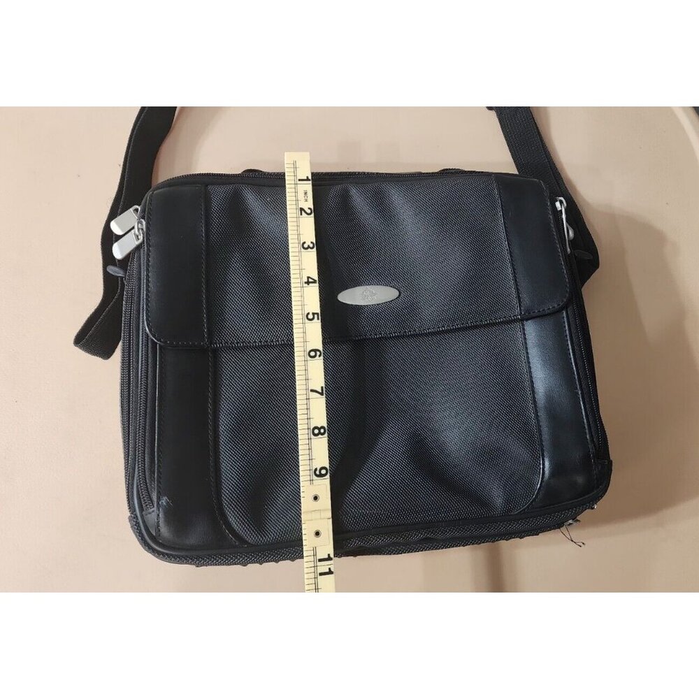 Init Portable DVD Player Black Bag with CD Pockets& Storage 11'' in - Picture 12 of 13